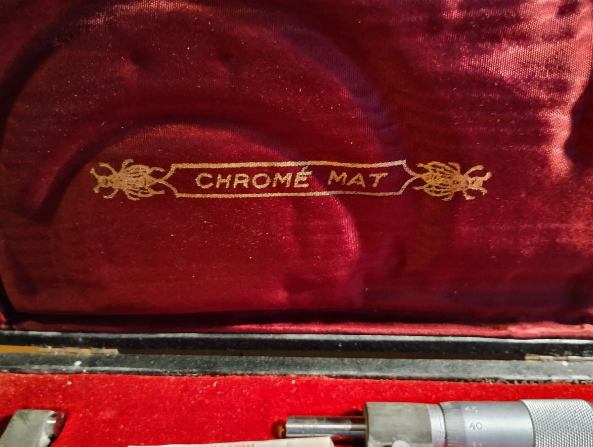 Gold Chrome Mat lettering on the burgundy satin lid lining of the original ROCKT Paris case
