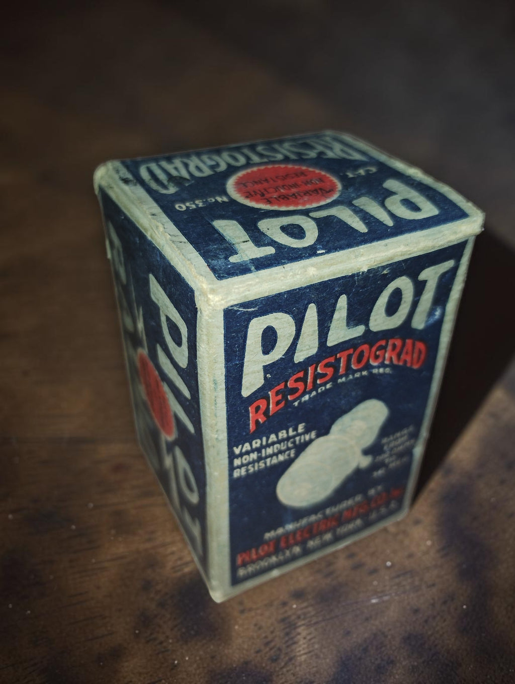 Original PILOT Resistograd box viewed at an angle, showing the blue, cream and red packaging.
