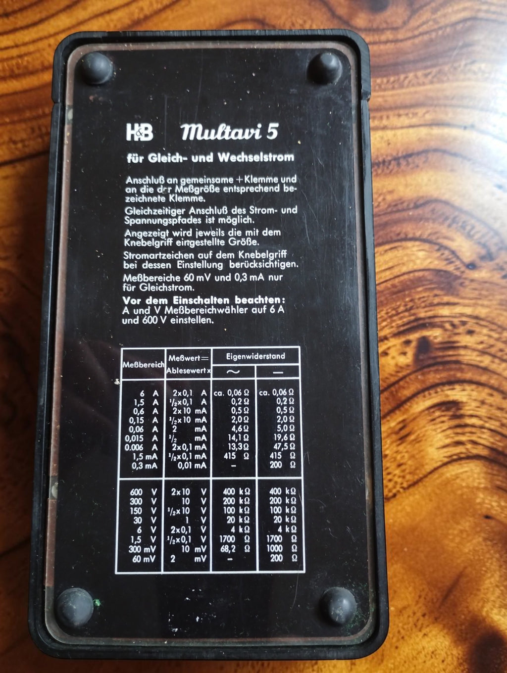 Back plate of the Hartmann & Braun Multavi 5 multimeter with its measurement range table for direct and alternating current
