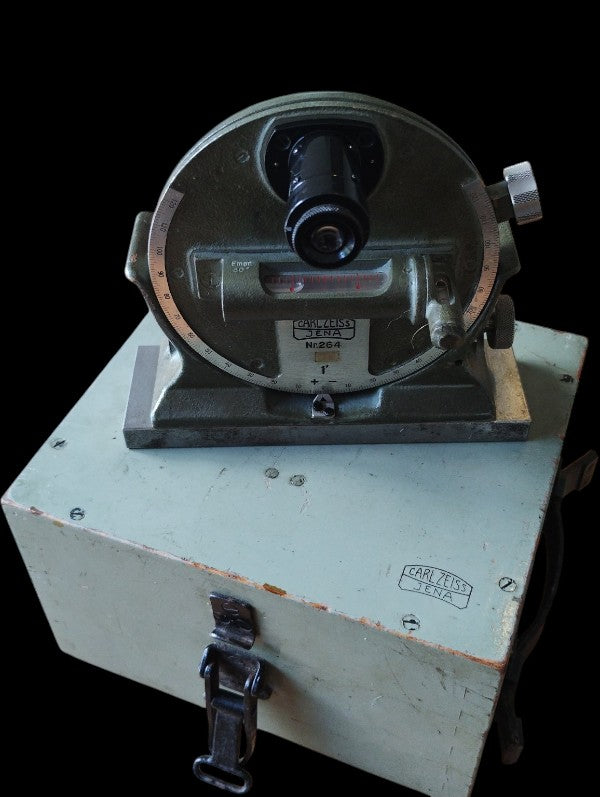 Carl Zeiss Jena optische precisie-neigingsmeter nr. 264 in houten kist