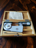Feinmesszeugfabrik Suhl Nr. 533 indicating micrometer, 25–50 mm