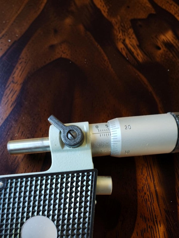 Hahn & Kolb Bügelfeinzeiger / indicerende micrometer / Passameter, 0–25 mm, gemerkt 1 11