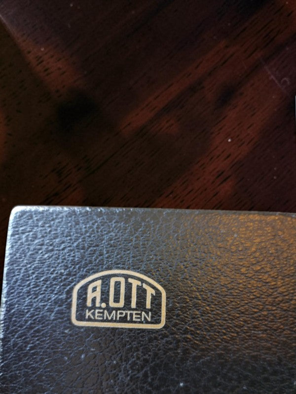 A. Ott Kempten Kompensations-Polarplanimeter, type 30115, nr. 125234, originele cassette