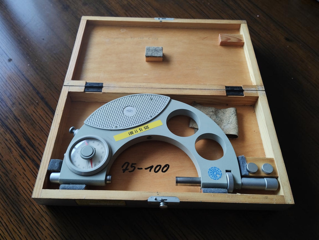Vintage Carl Zeiss Jena Passameter 75–100 mm indicatiemicrometer met houten kist
