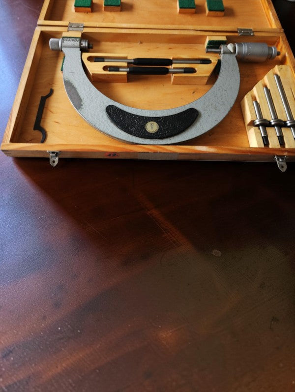 Feinmesszeugfabrik Suhl Outside Micrometer, 100–200 mm, with Wooden Case
