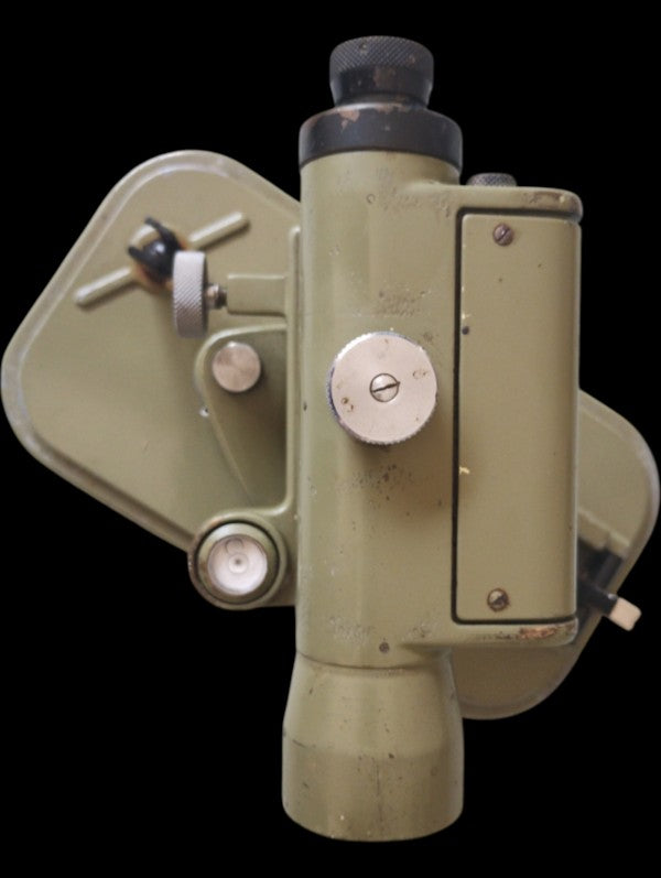 Wild Heerbrugg N10 Optical Level with Metal Carrying Case

