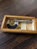 Carl Mahr outside micrometer 0–25 mm with wooden case