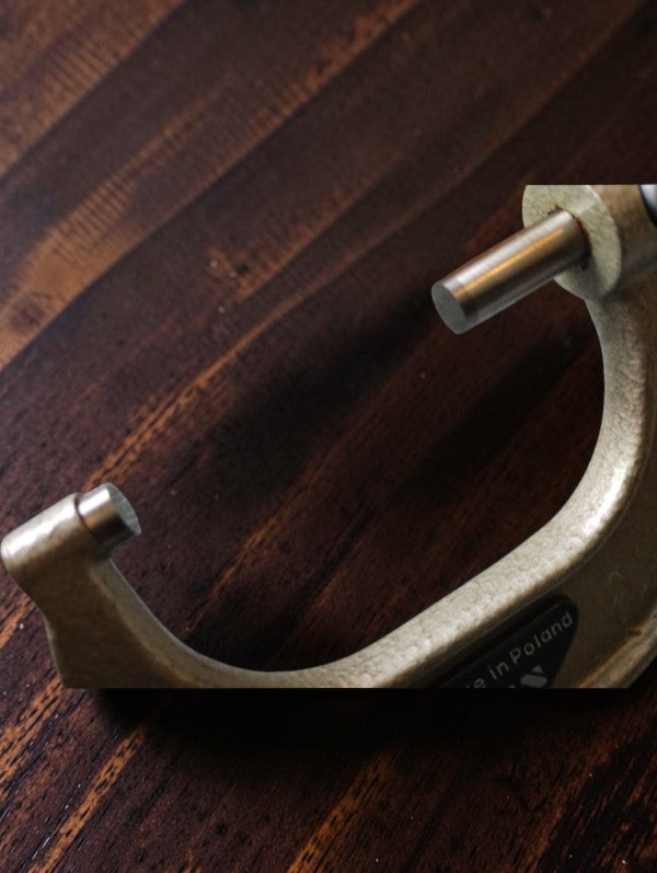VIS buitenmicrometer 25–50 mm met houten schuifkist