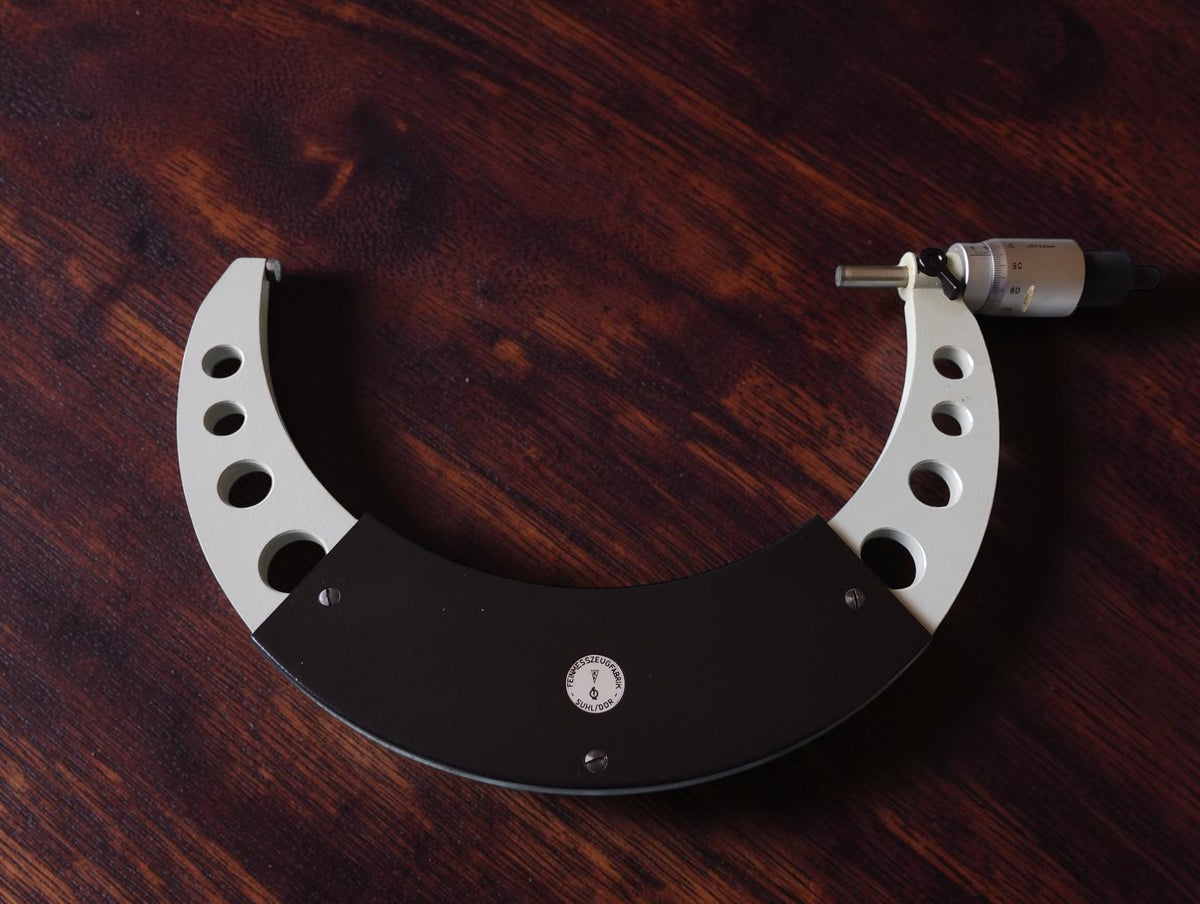 FMS Suhl outside micrometer 200–225 mm with skeletonized frame and case
