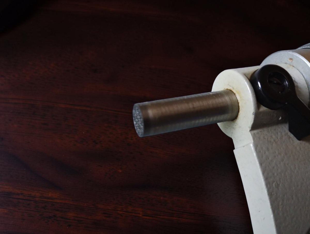 FMS Suhl outside micrometer 200–225 mm with skeletonized frame and case

