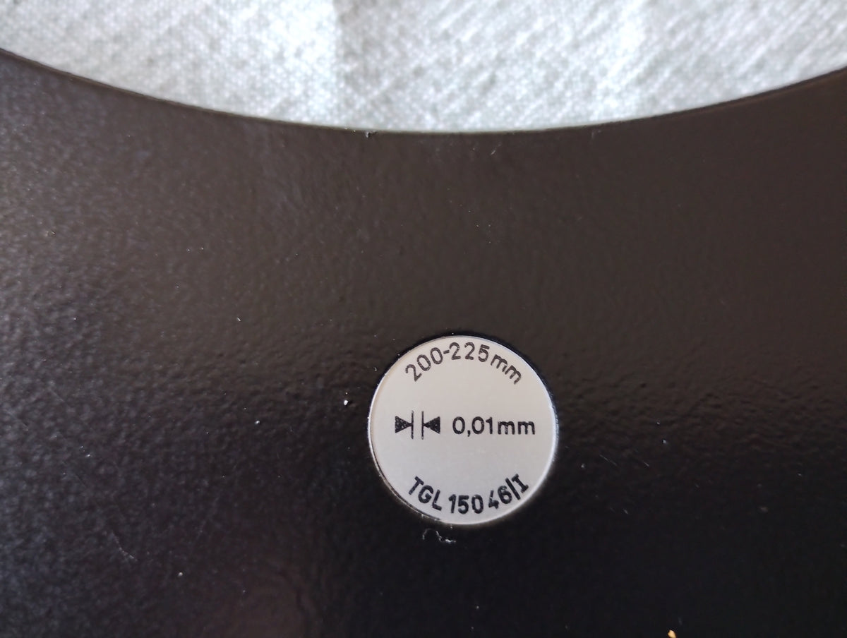 FMS Suhl outside micrometer 200–225 mm with skeletonized frame and case
