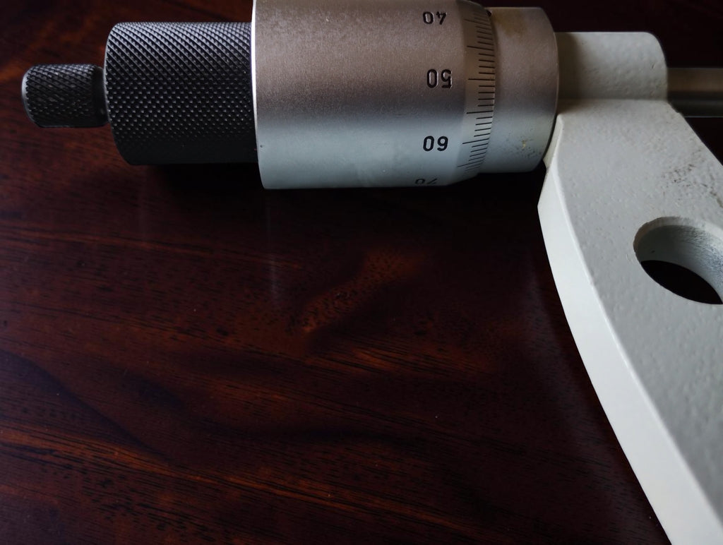 FMS Suhl outside micrometer 200–225 mm with skeletonized frame and case
