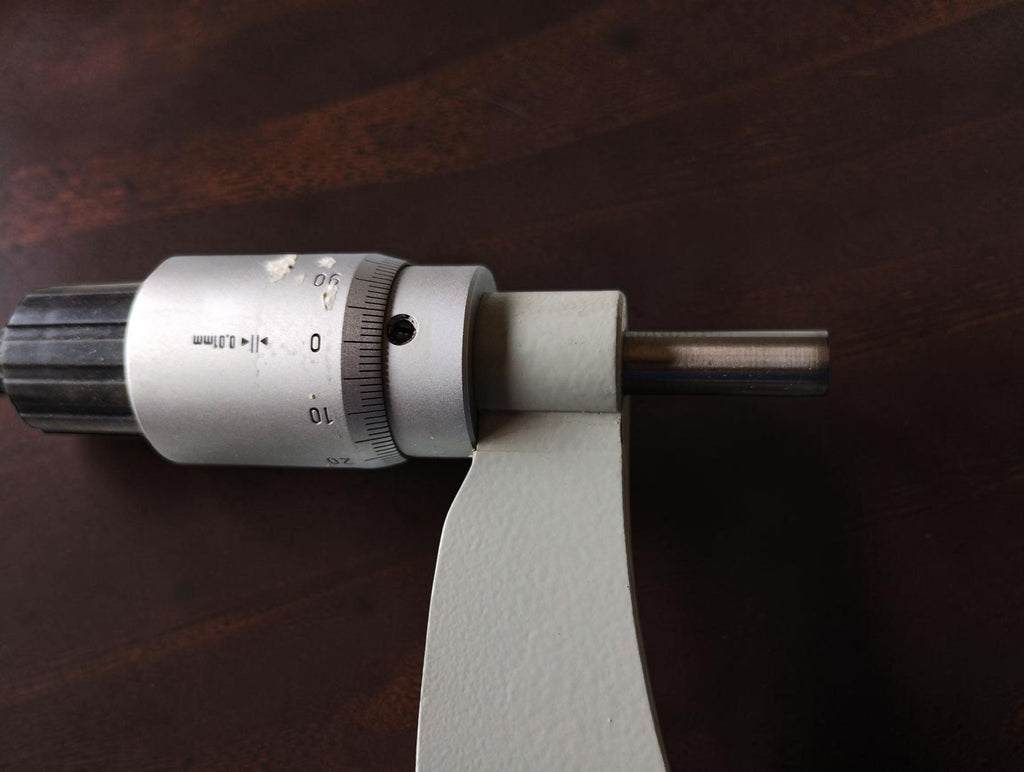 FMS Suhl buitenmicrometer 225–250 mm met houten kist