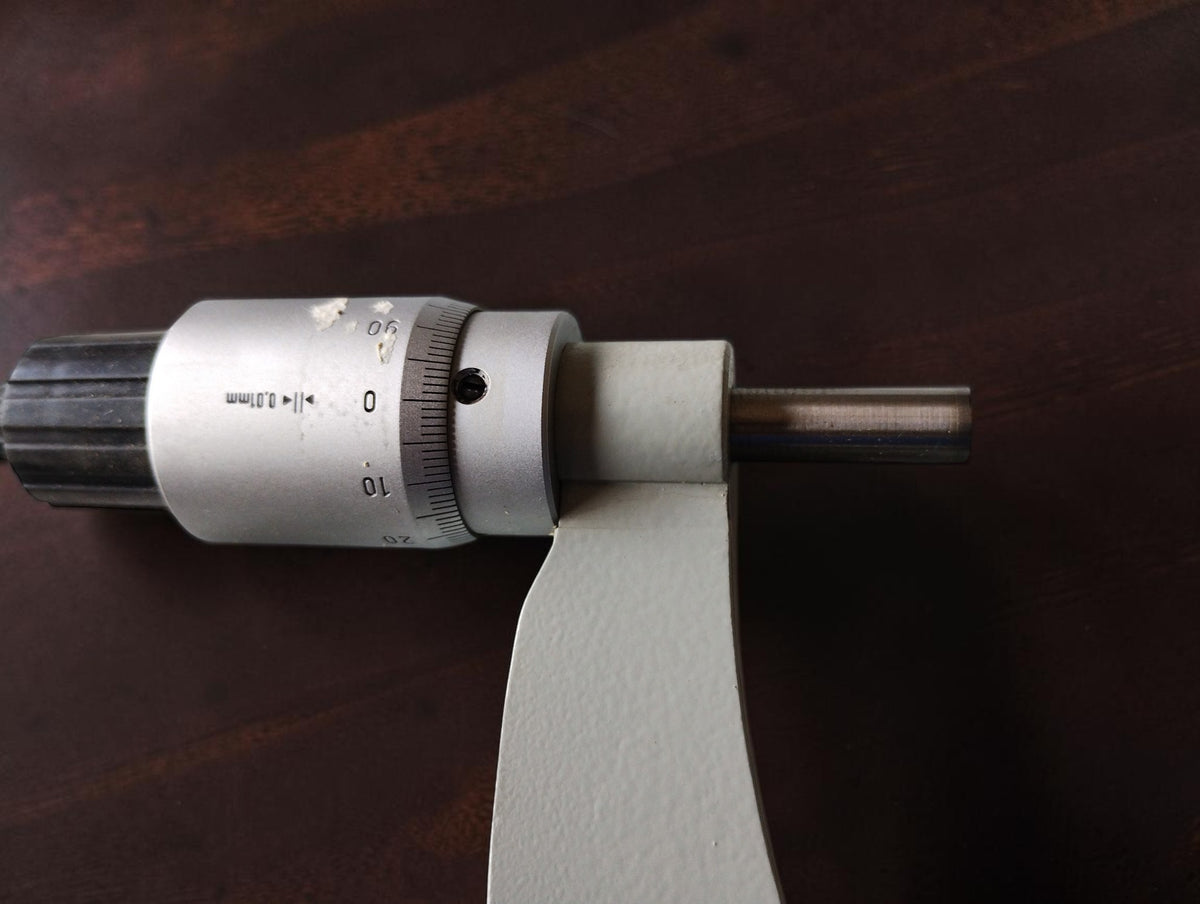 FMS Suhl buitenmicrometer 225–250 mm met houten kist