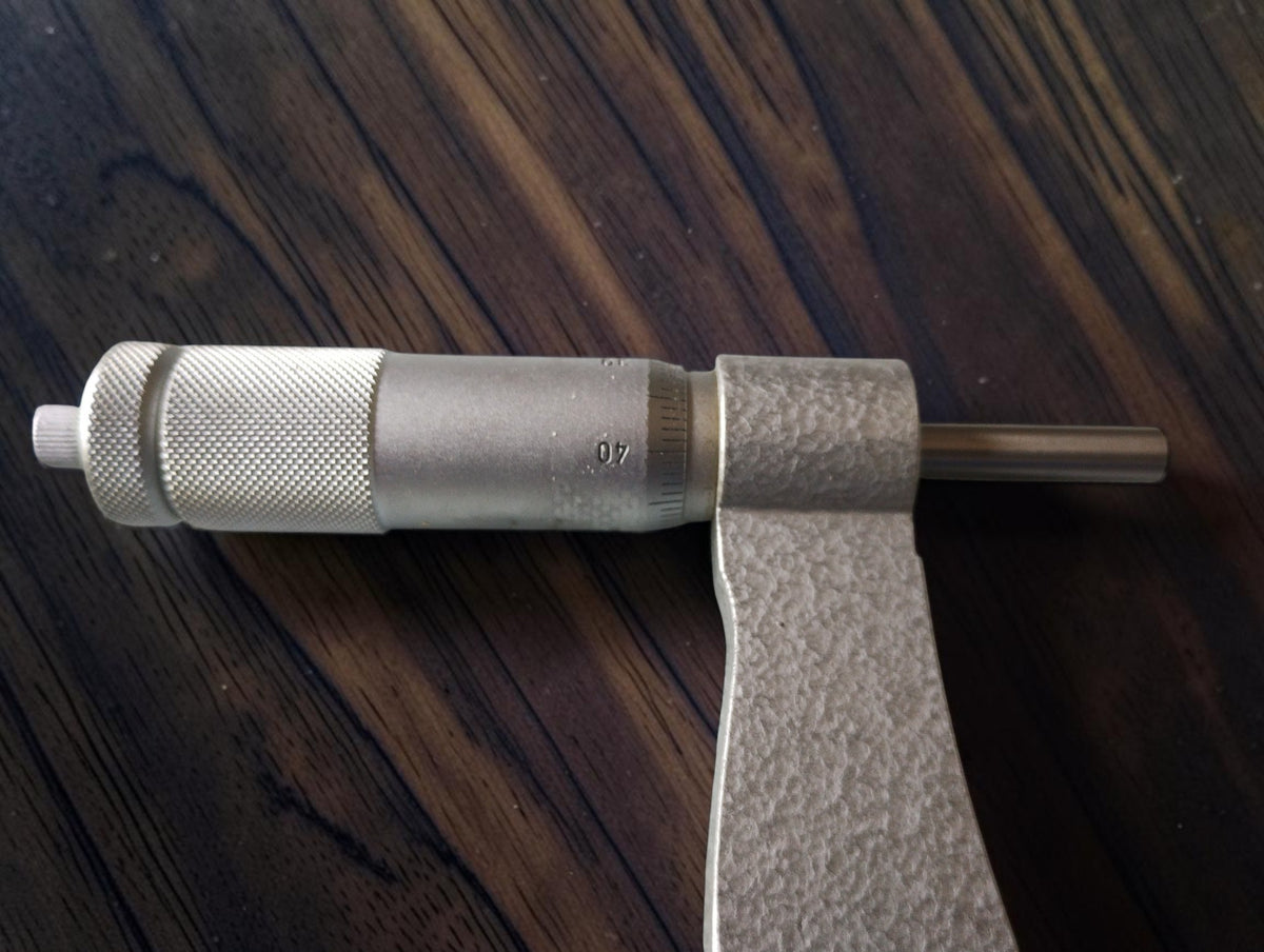 FMS Suhl outside micrometer 225–250 mm with case and accessories