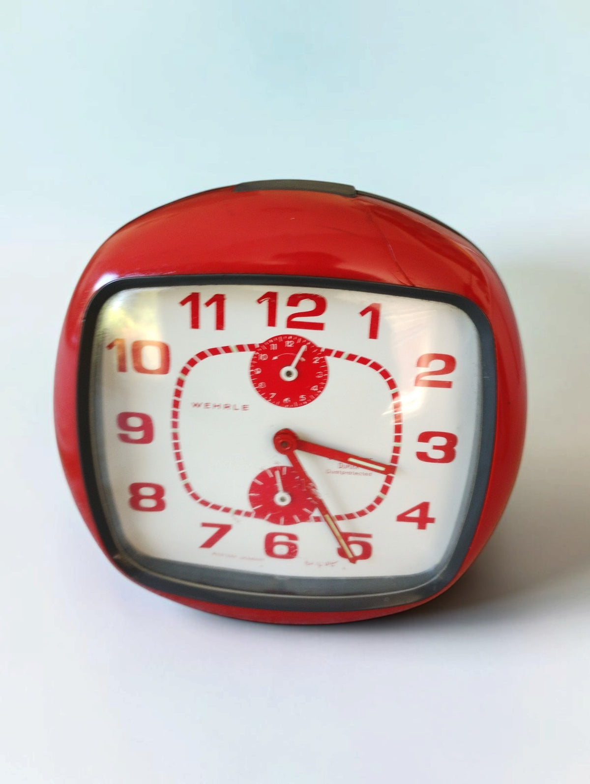 Wehrle Duplex mechanical alarm clock red-grey – vintage Space Age