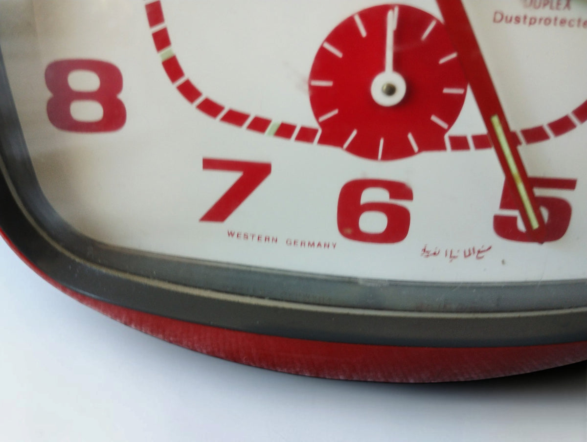 Wehrle Duplex mechanical alarm clock red-grey – vintage Space Age