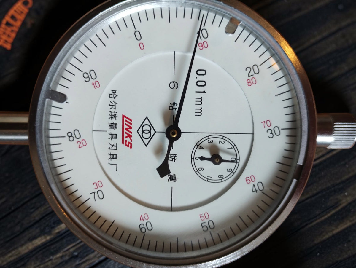 LINKS Harbin Analog Dial Indicator 0.01 mm with Case and Factory Paperwork
