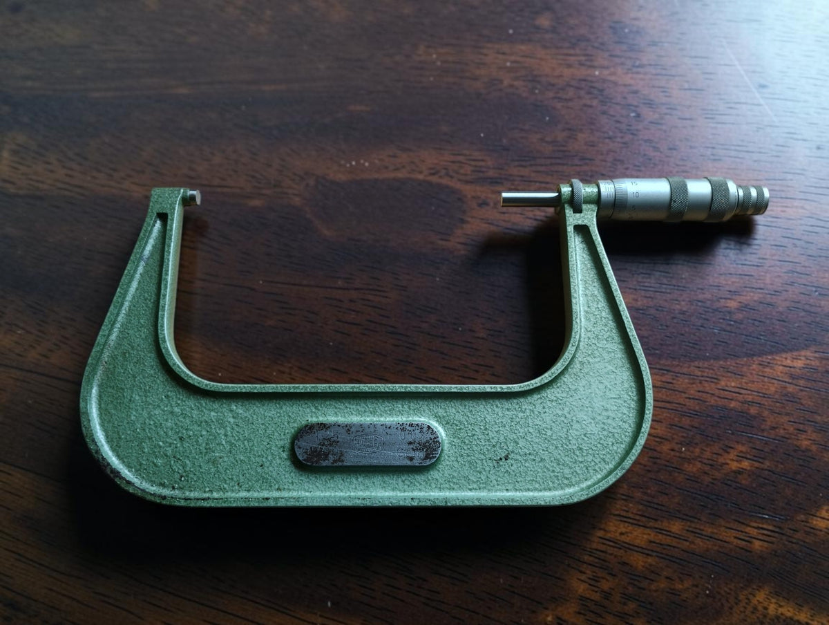 Mauser Outside Micrometer 125–150 mm with Wooden Case, Instructions and Prüf-Attest
