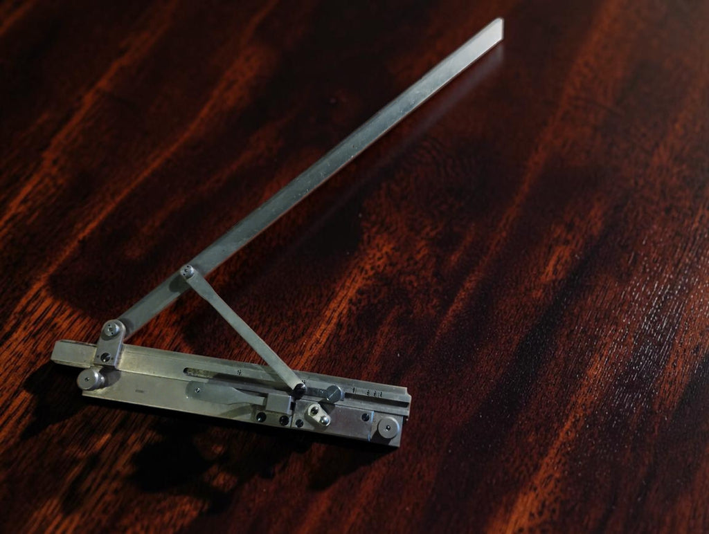 Riefler precisie-arceerinstrument met zwarte cassette