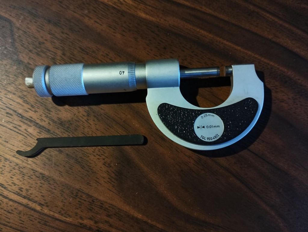 FMS Suhl 0–25 mm schroefmaat met kunststof cassette en stelsleutel