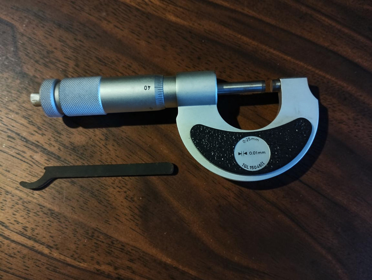 FMS Suhl 0–25 mm schroefmaat met kunststof cassette en stelsleutel