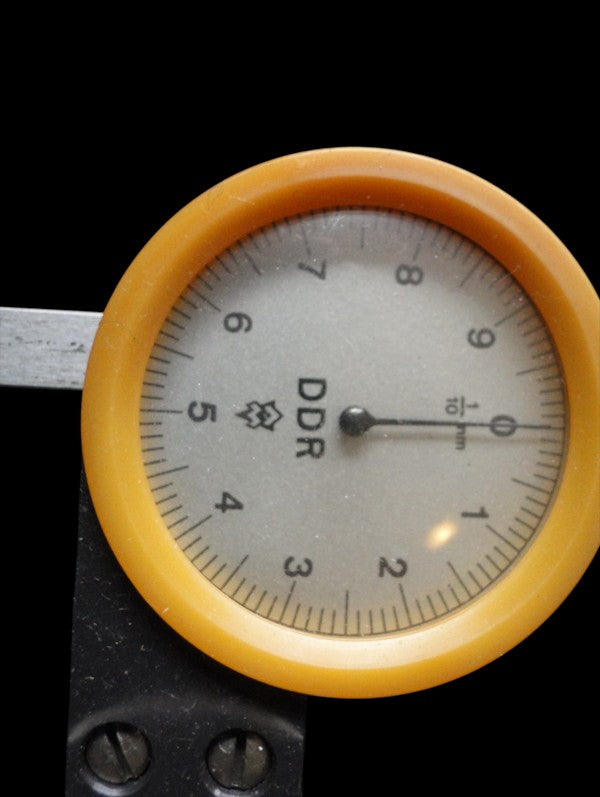Vintage DDR VEB Freiberg Dial Sheet Gauge No. 830a in Case