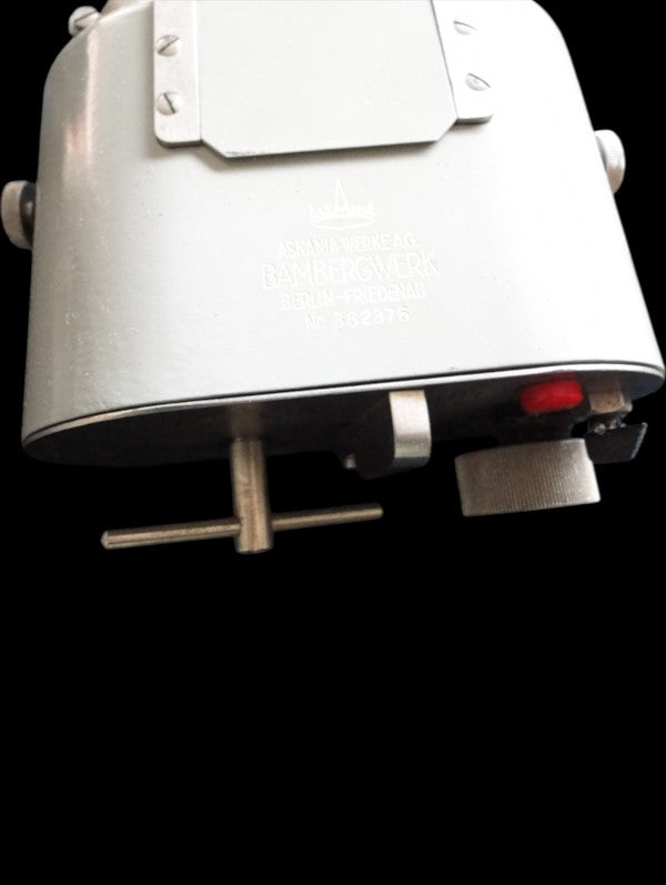 Control side of Askania hand vibrograph